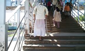 stairway with crutches